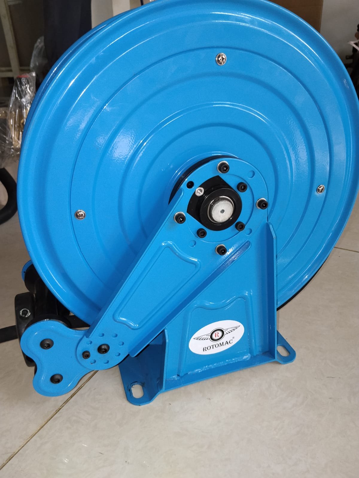 ROTOMAC 10 Mtr Pressure Washer Hose Reel - Image 4